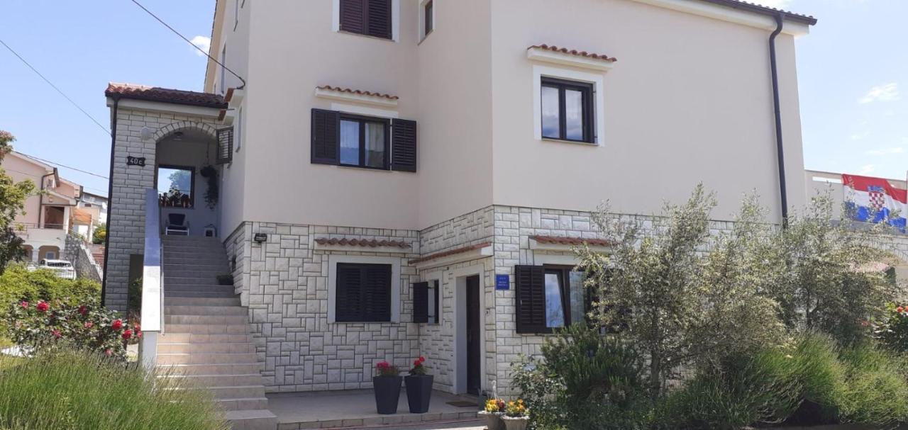 Studio Apartman Kris Marinici  Экстерьер фото