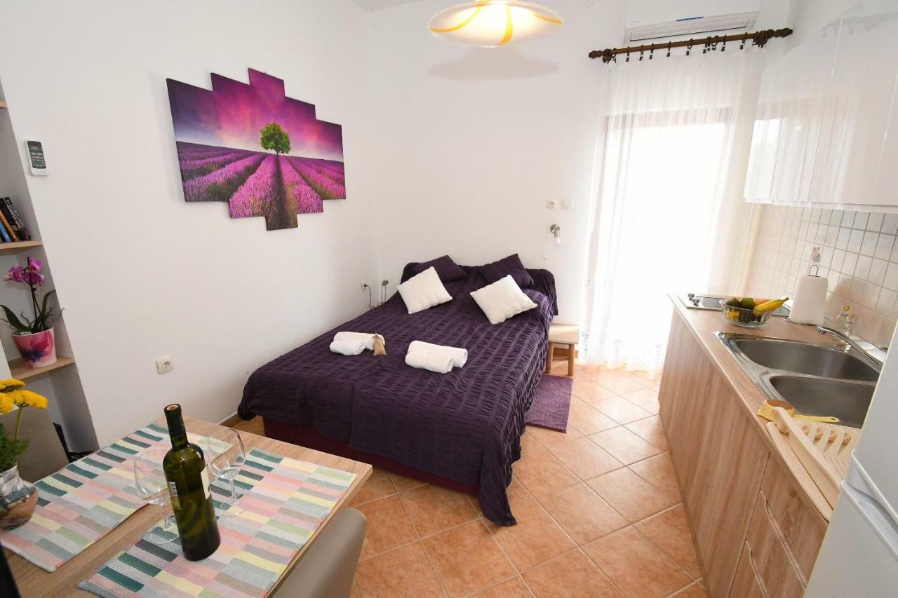 Studio Apartman Kris Marinici  Экстерьер фото